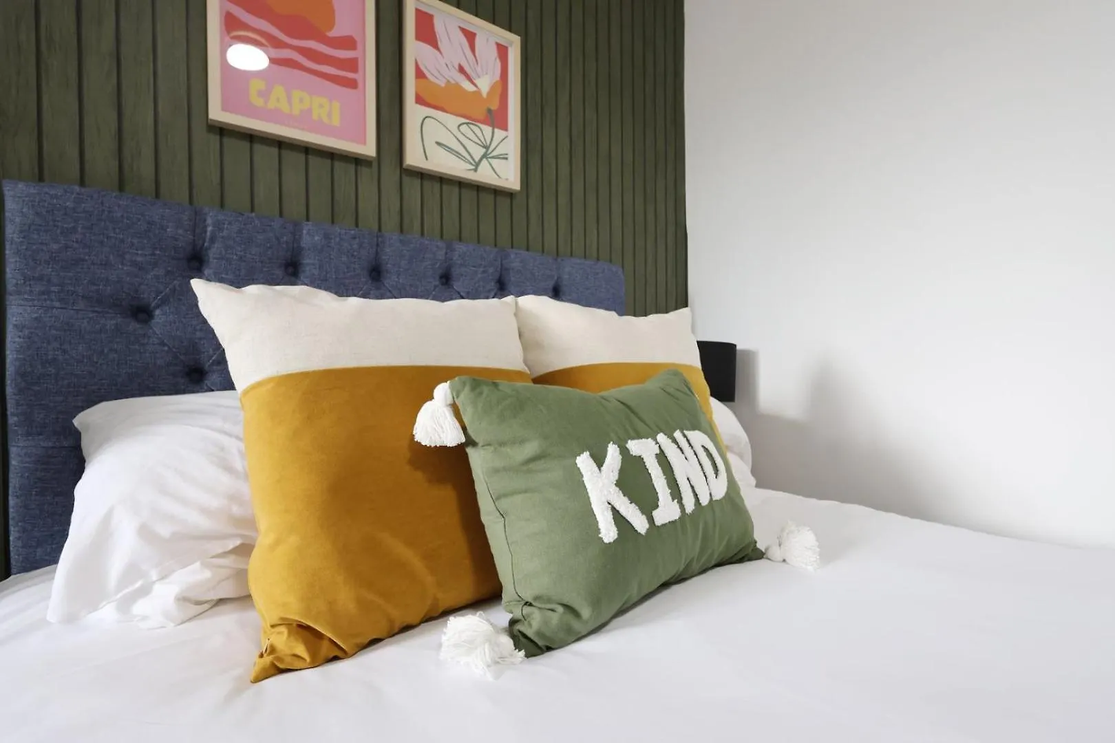 Apartment Cohost Partners | Smart Tv | 5 Min City | Parking Cardiff