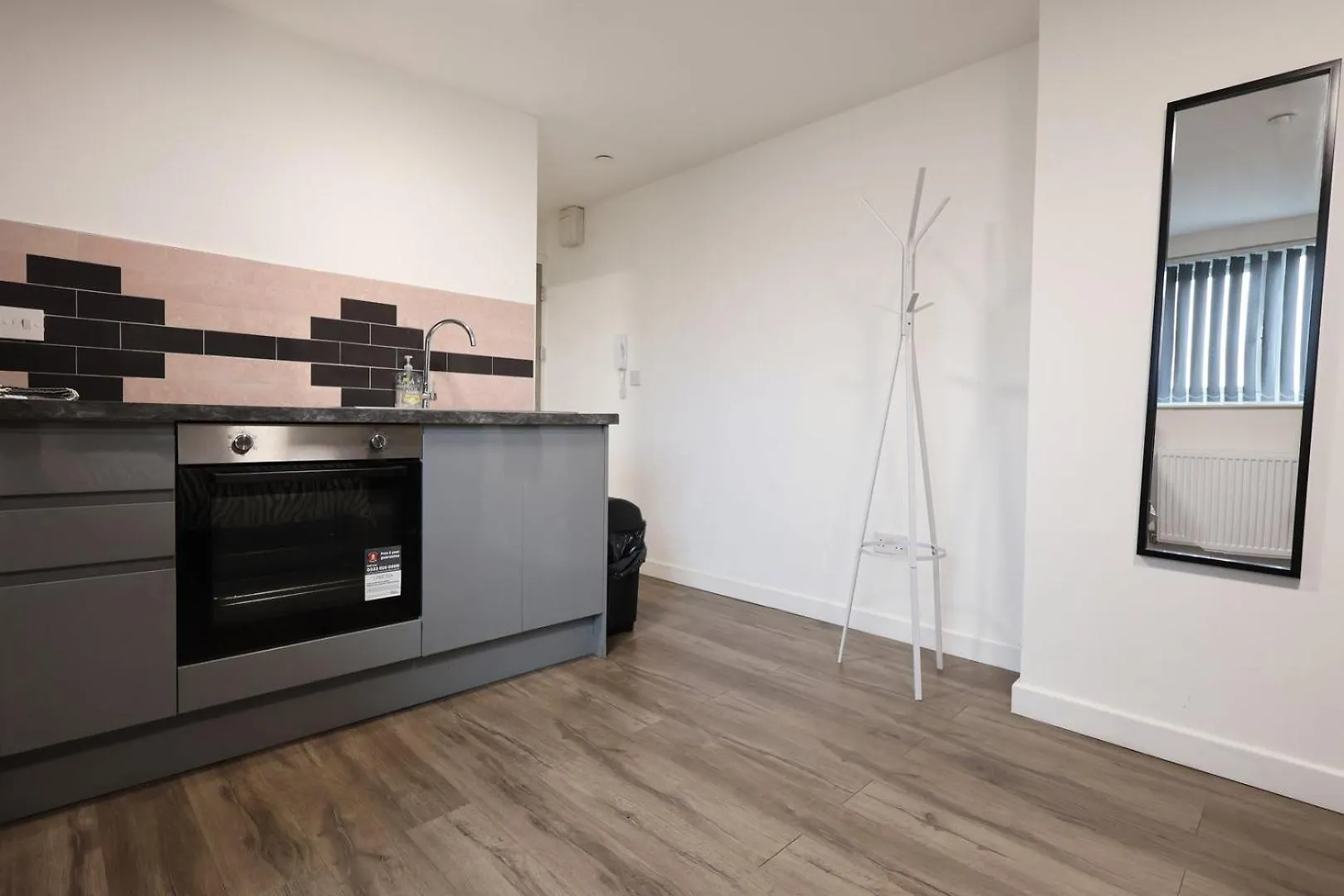 Cohost Partners | Smart Tv | 5 Min City | Parking Cardiff 0*,  United Kingdom